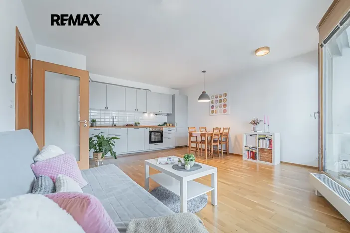 Pronájem bytu 2+kk, Praha - Libeň, Davídkova, 51 m2