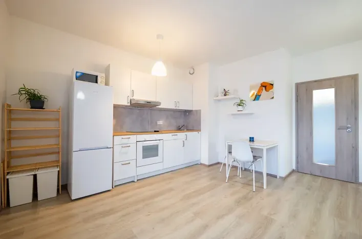 Pronájem bytu 1+kk, Praha - Letňany, Štanderova, 37 m2