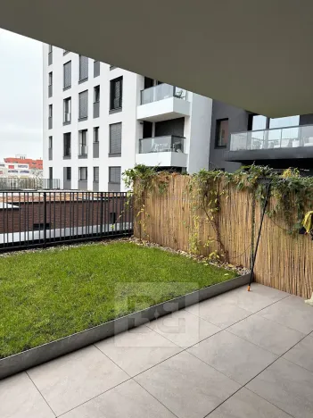 Pronájem bytu 2+kk, Praha - Holešovice, Jankovcova, 63 m2