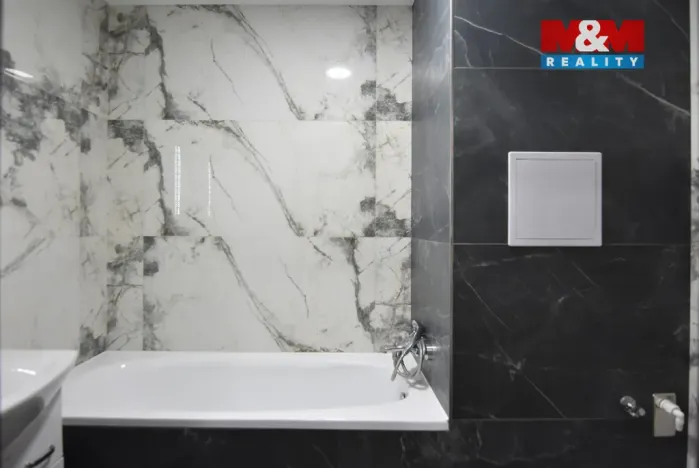 Pronájem bytu 2+kk, Bělá pod Bezdězem, Tyršova, 56 m2