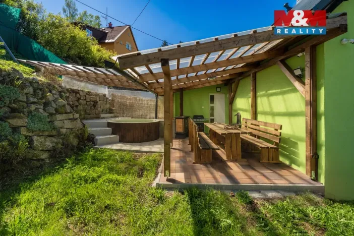 Prodej rodinného domu, Smržovka, Hlavní, 158 m2