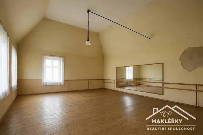 Prodej rodinného domu, Svatý Mikuláš, 200 m2