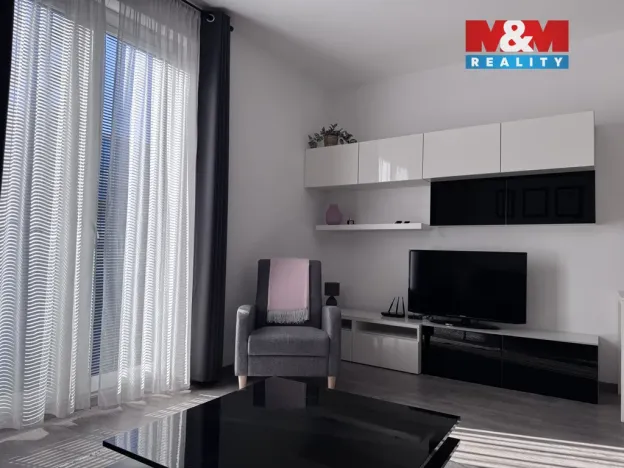 Prodej bytu 2+kk, Ostrava, Jantarová, 56 m2