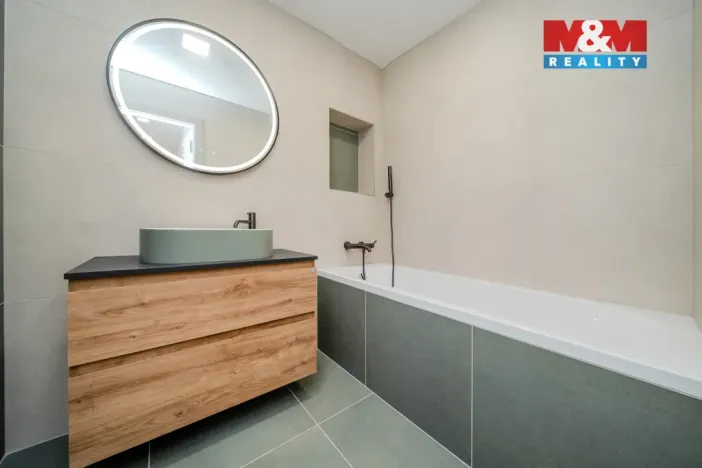 Prodej bytu 4+kk, Ostrava - Poruba, 17. listopadu, 97 m2