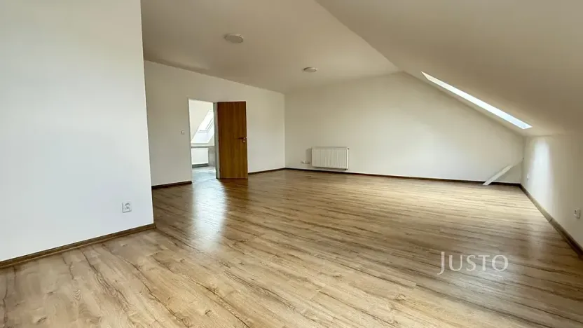 Pronájem bytu 1+kk, Chabařovice, V Aleji, 50 m2