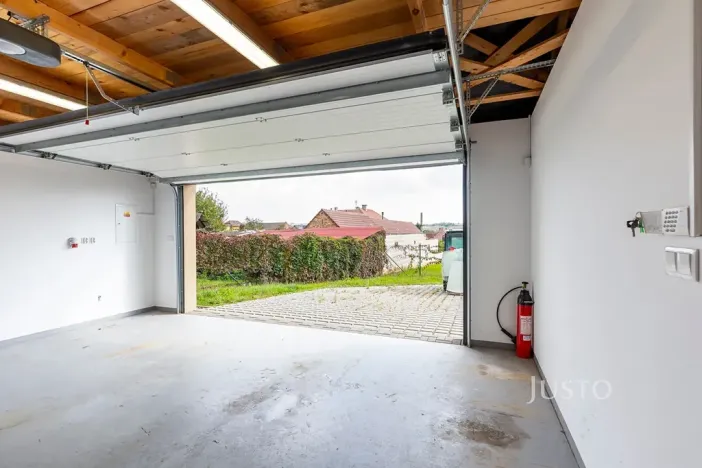 Prodej pozemku pro bydlení, Těmice, 2331 m2