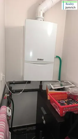 Pronájem obchodního prostoru, Jablonec nad Nisou, Podhorská, 115 m2