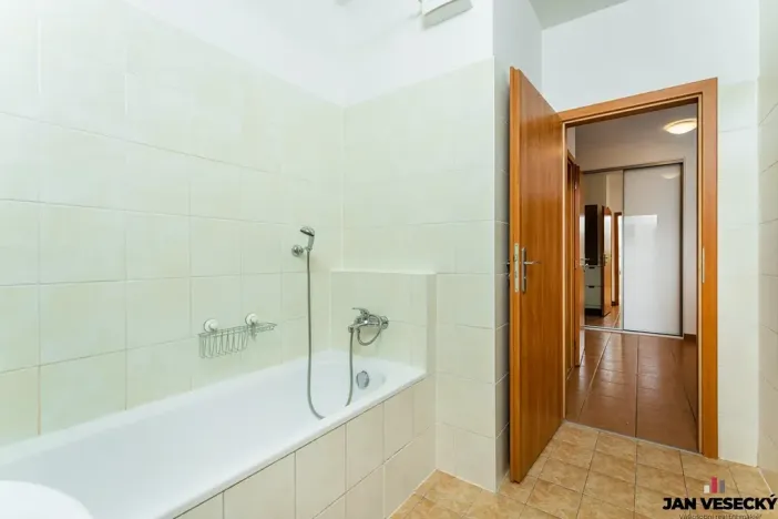 Pronájem bytu 3+kk, Praha - Čakovice, Marie Podvalové, 70 m2