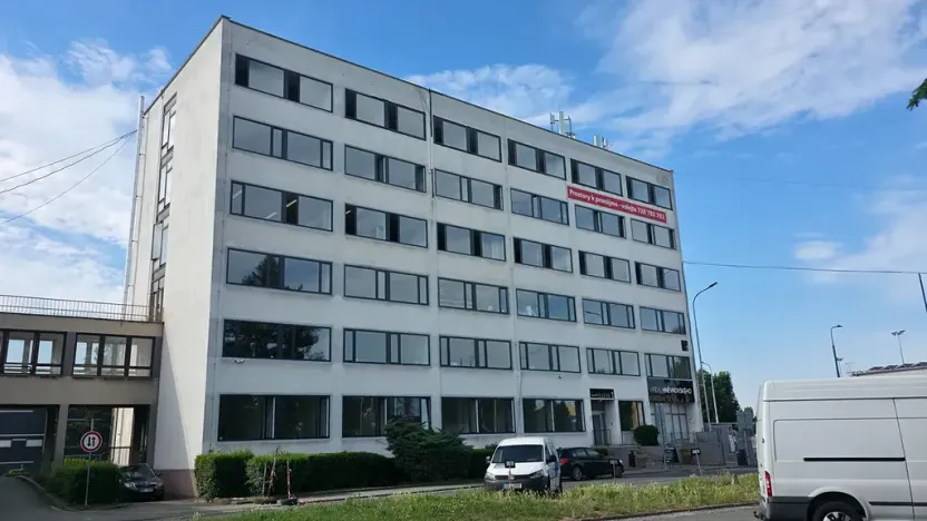 Pronájem skladu, Brno, Hněvkovského, 37 m2