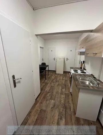 Pronájem pokoje, Brno, Krymská, 16 m2
