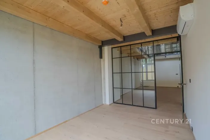 Prodej bytu 4+kk, Praha - Vysočany, Kolbenova, 176 m2