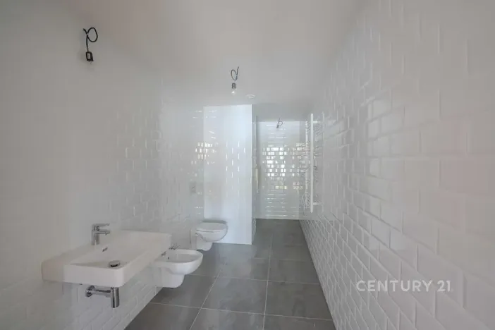 Prodej bytu 4+kk, Praha - Vysočany, Kolbenova, 176 m2