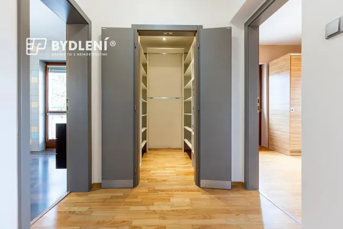 Prodej rodinného domu, Teplice, Kladrubská, 393 m2