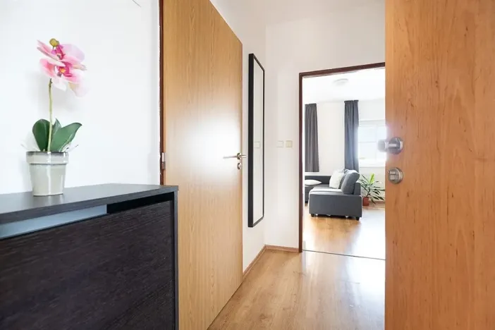 Prodej bytu 1+kk, Úholičky, Roztocká, 37 m2