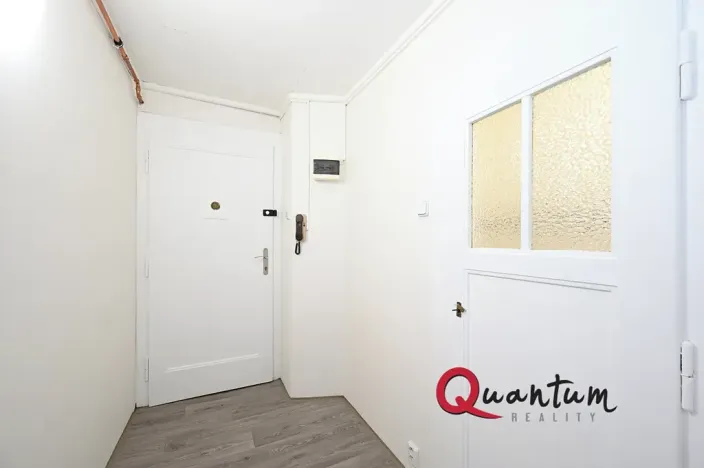 Pronájem bytu 1+1, Praha - Podolí, Výchozí, 38 m2