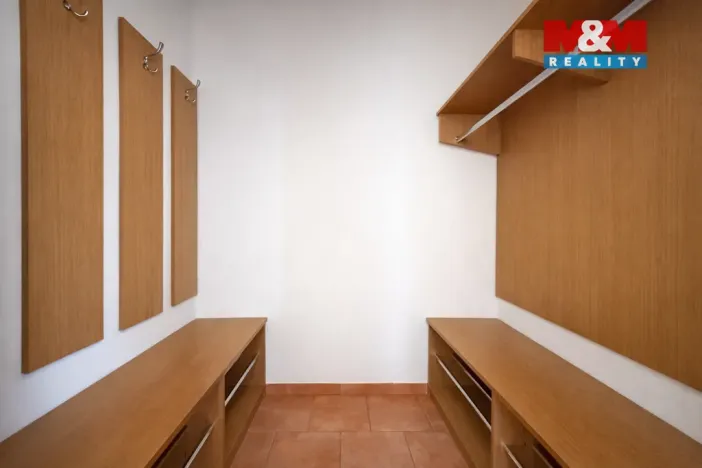 Pronájem kanceláře, Zlín - Prštné, Svat. Čecha, 48 m2