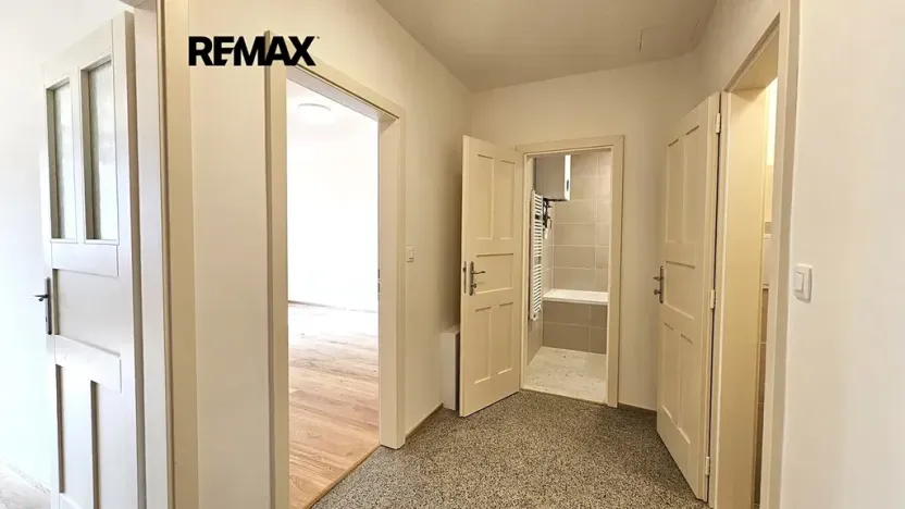 Pronájem bytu 2+kk, Praha - Břevnov, Junácká, 50 m2