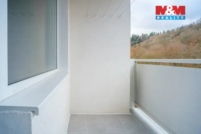 Prodej bytu 2+1, Kadaň, Na Podlesí, 56 m2