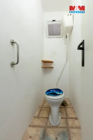 Prodej atypického bytu, Krnov - Pod Bezručovým vrchem, Bezručova, 73 m2