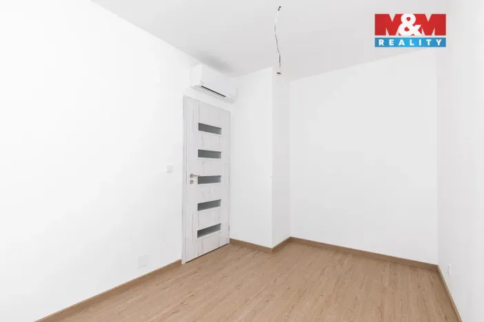 Prodej rodinného domu, Uhersko, 84 m2