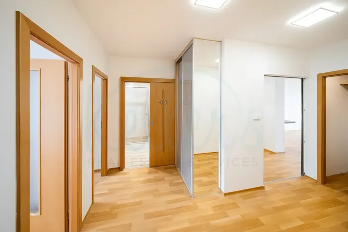 Pronájem bytu 3+kk, Praha - Horní Měcholupy, Milánská, 93 m2