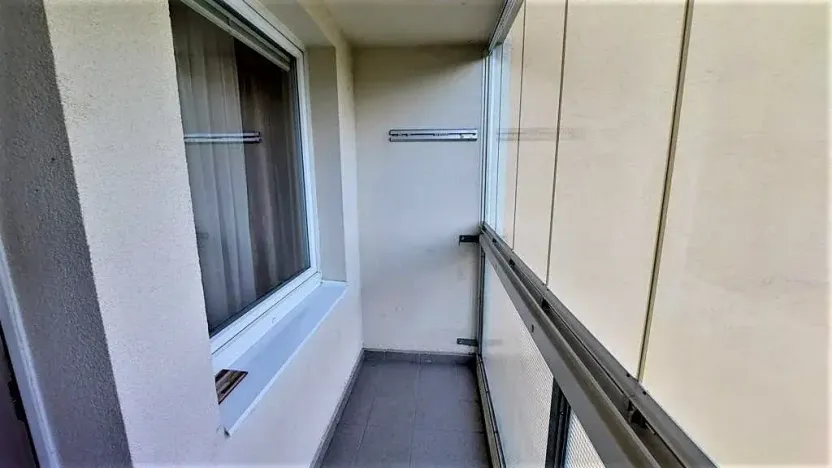 Pronájem bytu 2+kk, Praha - Modřany, Pertoldova, 47 m2