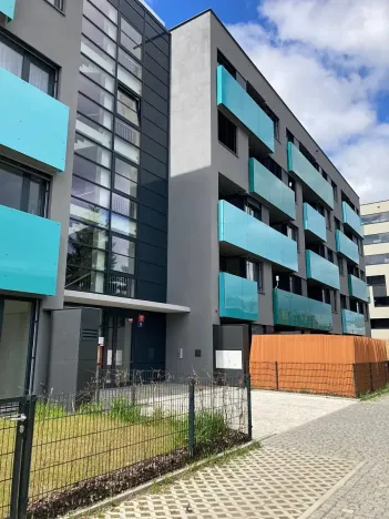 Pronájem bytu 1+kk, Praha - Holešovice, U průhonu, 38 m2