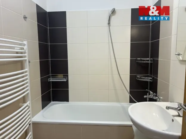 Pronájem bytu 2+kk, Olomouc, Peškova, 40 m2