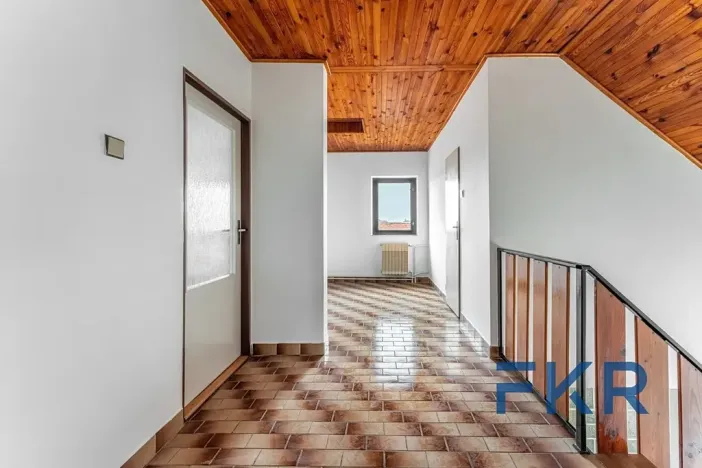 Prodej rodinného domu, Mlečice, 234 m2