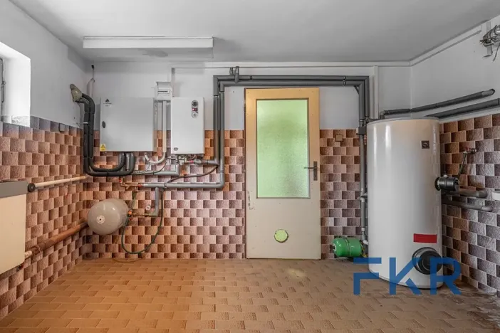 Prodej rodinného domu, Mlečice, 234 m2