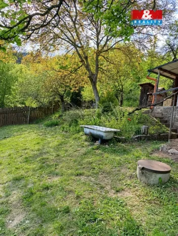 Pronájem chaty, Sentice, 18 m2