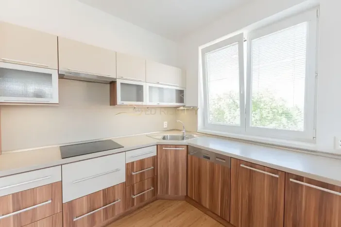 Pronájem bytu 3+kk, Olomouc, Jarmily Glazarové, 75 m2