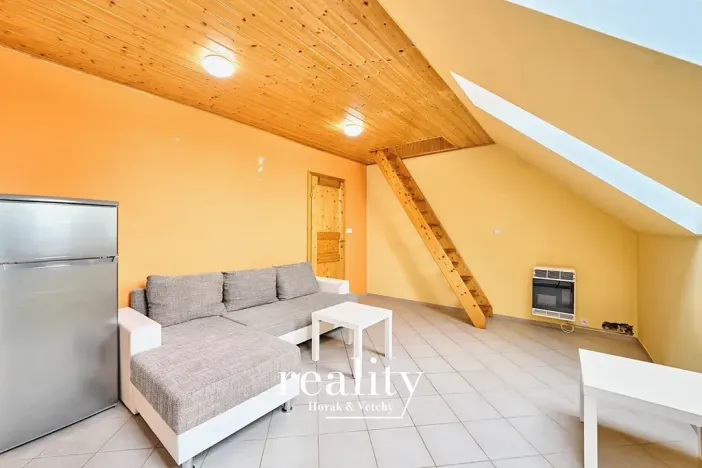 Pronájem bytu 1+kk, Znojmo, Mašovická, 24 m2