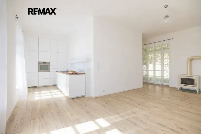 Prodej bytu 4+kk, Vráž, Nad Loděnicí, 104 m2