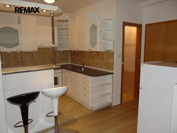 Prodej rodinného domu, Praha - Kyje, Hajní, 330 m2