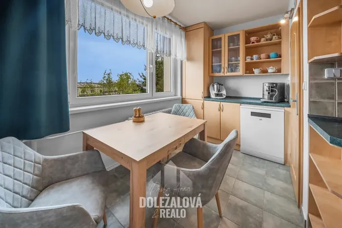 Prodej bytu 3+1, Jihlava, Kosovská, 93 m2