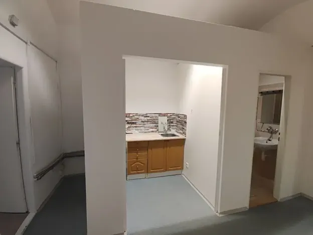 Pronájem obchodního prostoru, Praha - Žižkov, Vlkova, 75 m2