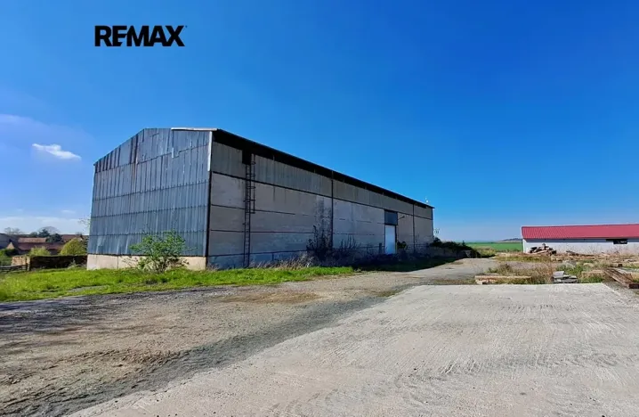 Prodej skladu, Dolní Chvatliny, 3690 m2