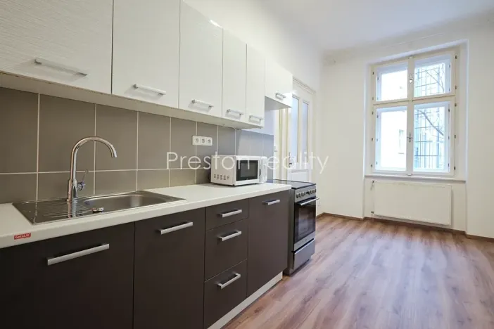 Pronájem bytu 1+1, Praha - Vršovice, Moskevská, 35 m2