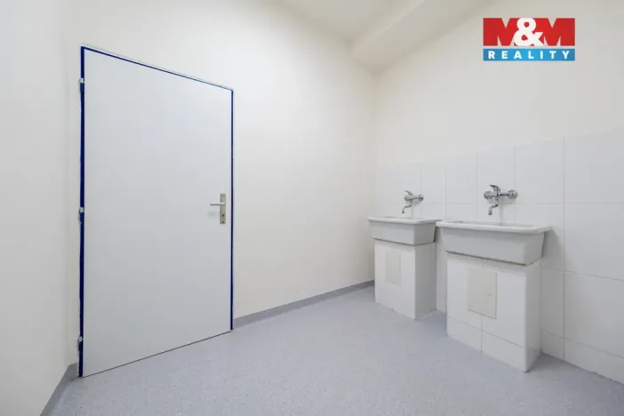 Pronájem obchodního prostoru, Praha - Petrovice, Ohmova, 22 m2