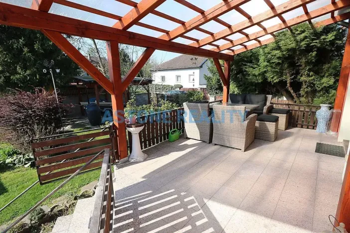 Pronájem rodinného domu, Praha - Újezd nad Lesy, Týnecká, 210 m2