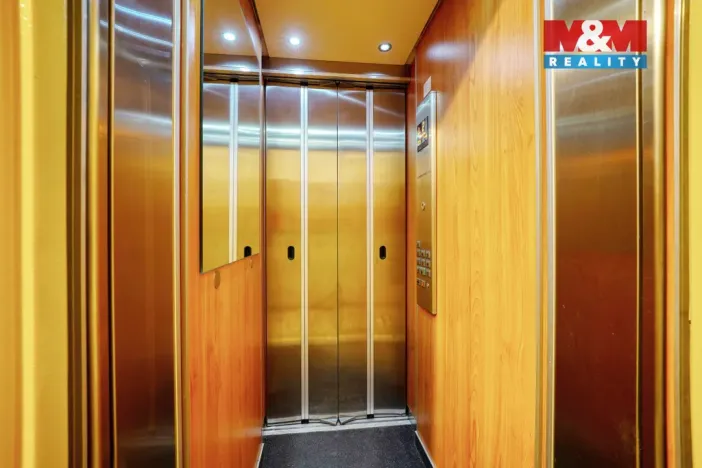 Prodej bytu 2+1, Plzeň - Skvrňany, Macháčkova, 60 m2