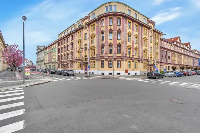 Pronájem bytu 2+kk, Hradec Králové, Mánesova, 59 m2