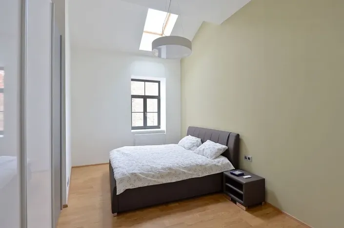 Pronájem bytu 2+kk, Brno, Husova, 59 m2