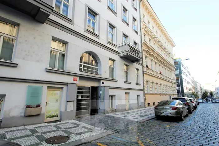 Pronájem bytu 2+kk, Praha - Vinohrady, Balbínova, 60 m2