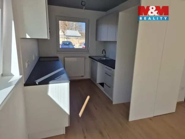 Pronájem rodinného domu, Hronov, 80 m2