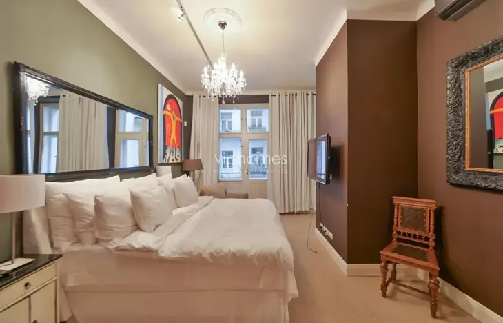 Pronájem bytu 4+1, Praha - Nové Město, Na hrobci, 180 m2