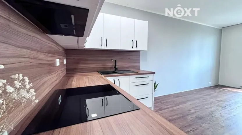 Pronájem bytu 2+kk, Hulín, Družba, 38 m2