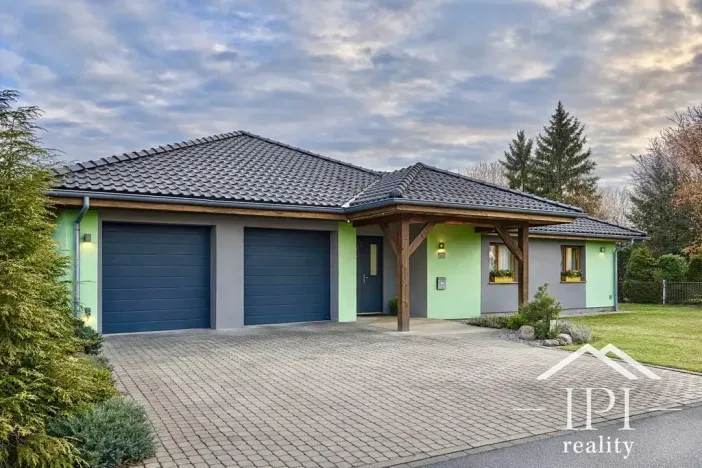 Prodej rodinného domu, Cítoliby, Na Plevně, 223 m2