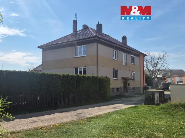 Prodej bytu 3+1, Trubín, Na Hrázi, 72 m2
